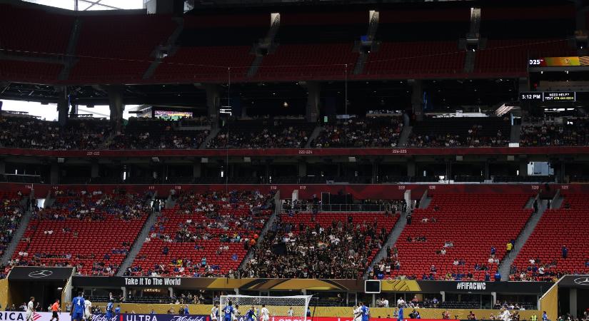 A Chelsea edzője szerint fura, hogy majdnem üres stadionban játszottak a klub-vb-n