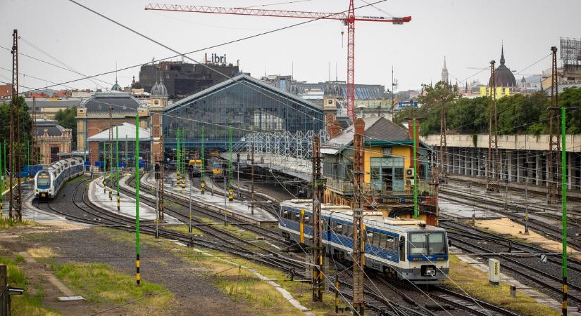 Közzétette a friss statisztikáikat a MÁV-vezér: "Javítani tudtunk a pontossági mutatókon"