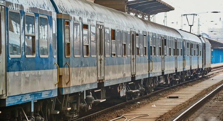 Egy hónapig pótlóbuszra kell szállni a Somogy InterCity utasainak
