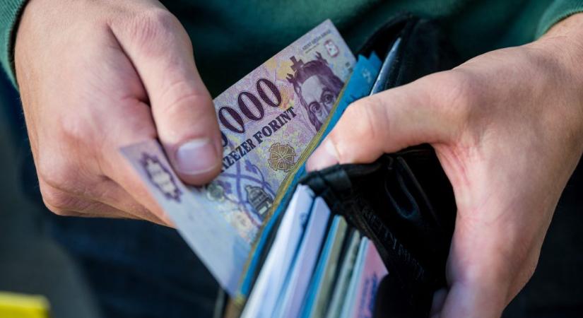 Új minimálbér-támogatásról döntött a kormány