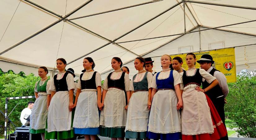 Múltidézés, ünnep és közösségi erő – jubilált a gyönki általános iskola (fotókkal)
