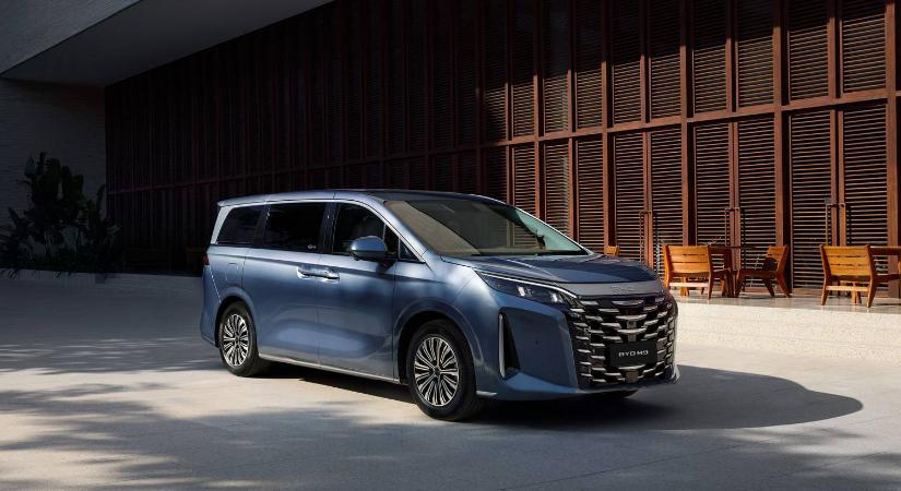 Előjön a BYD egyterűje: indul a családi batár exportja