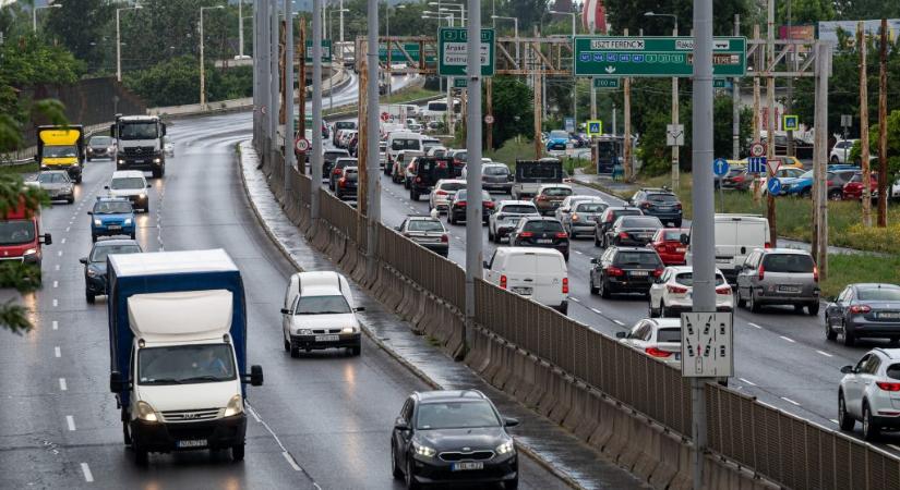 Évenkénti műszaki vizsga: Lázárék lesöpörnék az asztalról a brüsszeli javaslatot