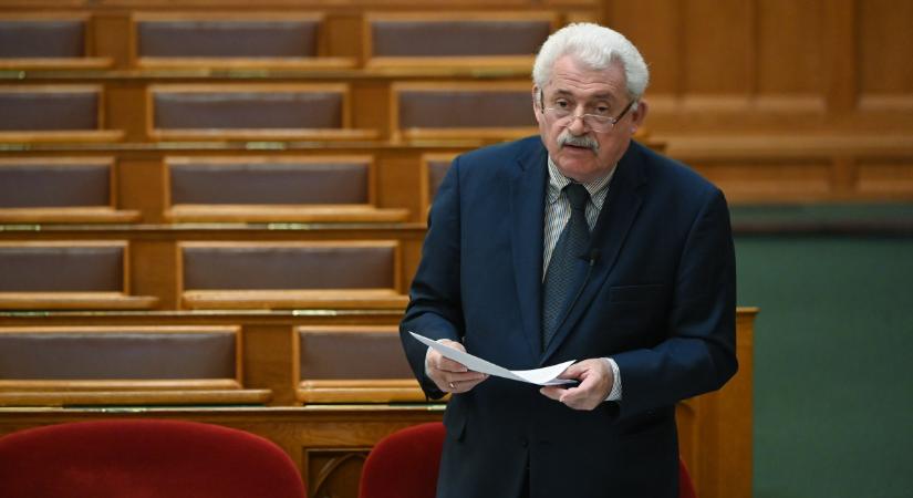 Már parlamenti adok-kapok tárgya a hadiipar privatizációja