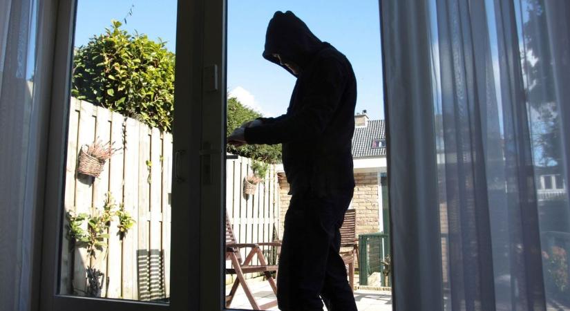 Egyre merészebbek a betörők az egri Felsővárosban – olyan sztorik keringenek, hogy már egymást figyelmeztetik a lakók