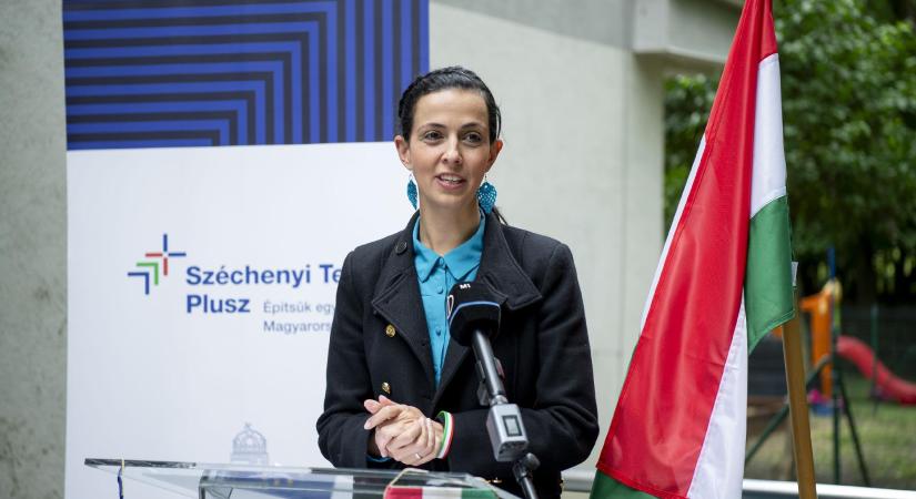Koncz Zsófia: a gyermekeket nevelő családok költségvetése lesz a 2026-os büdzsé