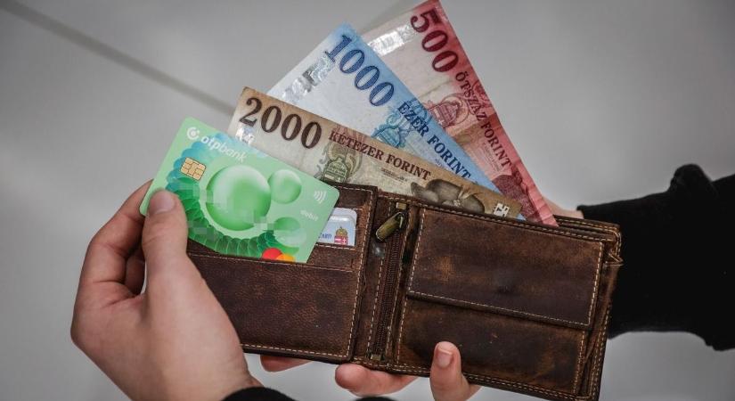 Halálosan megfenyegettek egy kiskorút Debrecenben, a zsebpénzét is elrabolták tőle