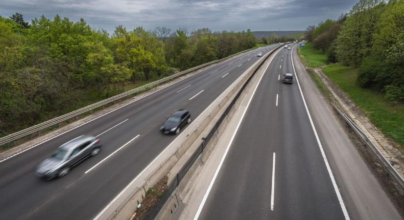 Ezzel is spórolhatunk nyáron, itt vannak az ingyenes, hazai autópálya-szakaszok