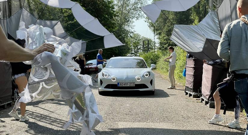 Autókkal gyűjtöttek 50 milliót beteg gyerekeknek és a Bátor Tábornak - Beszámoló: Bátor Rally