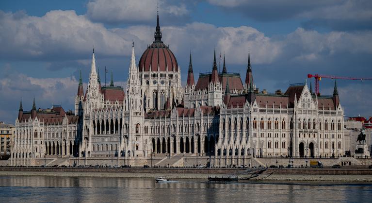 Akár a jövő évi választást is eldöntheti az, amit ma megszavazott az Országgyűlés