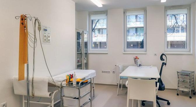 Fizikai formájában megszűnik a TAJ-kártya Frissítés: a TB-kiskönyv szűnik meg