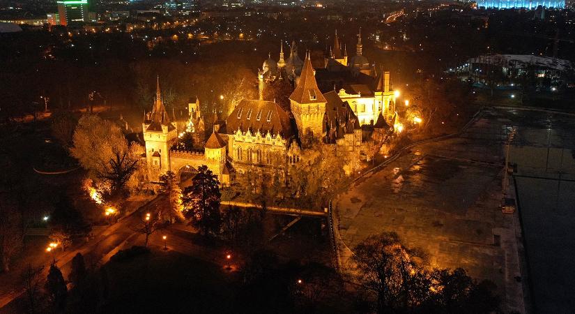A Trianon Múzeum kedvéért pakolják ki a Városligetből a Mezőgazdasági Múzeumot
