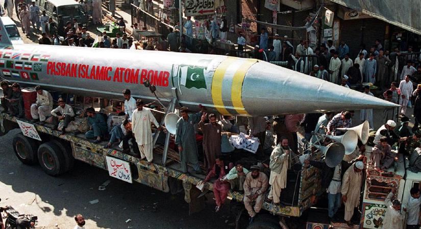 India és Pakisztán sakkban tartja egymást az atombombákkal, és nem félne használni azokat