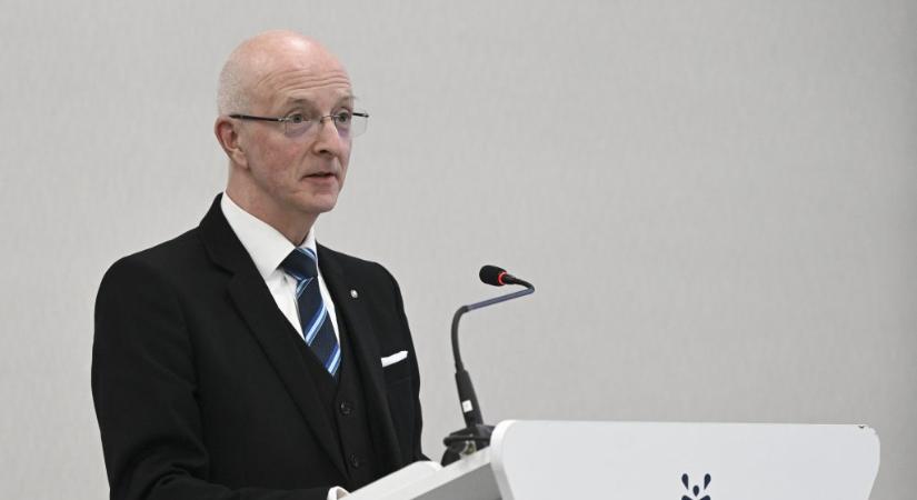 Jogerősen elmarasztalták Varga Zs. Andrást egy kúriai bíró felfüggesztése miatt