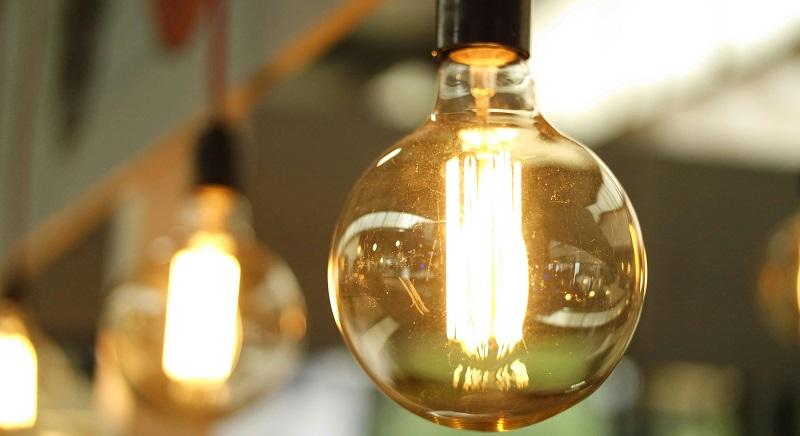 Energiaár: júliustól a háztartások egyharmada részesül továbbra is támogatásban