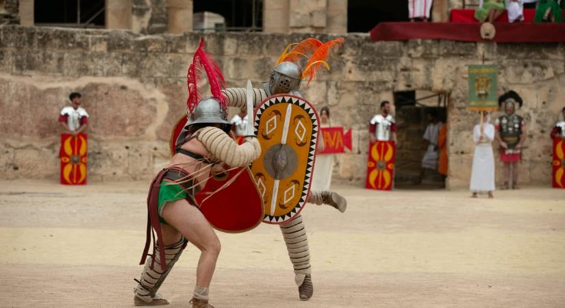 Titokban gladiátorjátékokat tartottak turistáknak a római Colosseumban