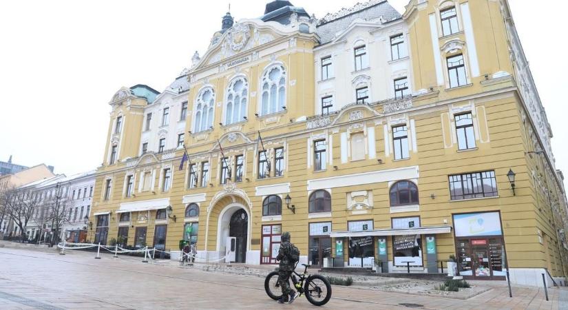Órási perecelés is lehet még ebből Pécsen: csődhelyzet és vészharang? - Bama