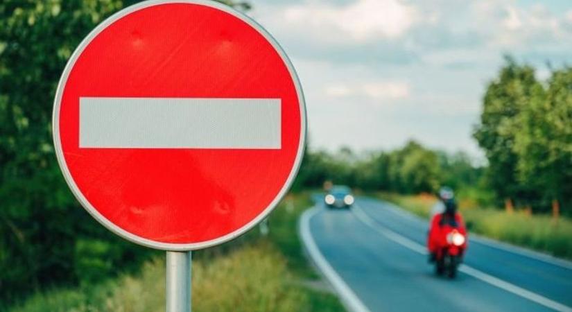 KVÍZ: nincs ember, akit ne kavarnának be ezek a KRESZ-táblák – te kivétel vagy? - Veol