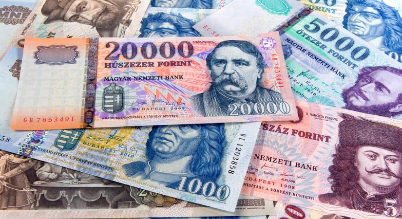 A forint csütörtököt mondott kedden - Privátbankár