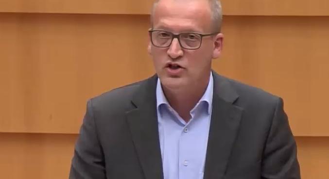 Tarr Zoltán: A Tisza Párt másfajta politikát képviselne Ukrajnával kapcsolatban, mint a jelenlegi kormány  videó - HírTV
