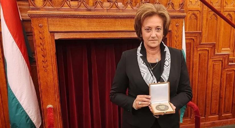 Díjazták a Miskolci Egyetem dékánját - Borsodhír
