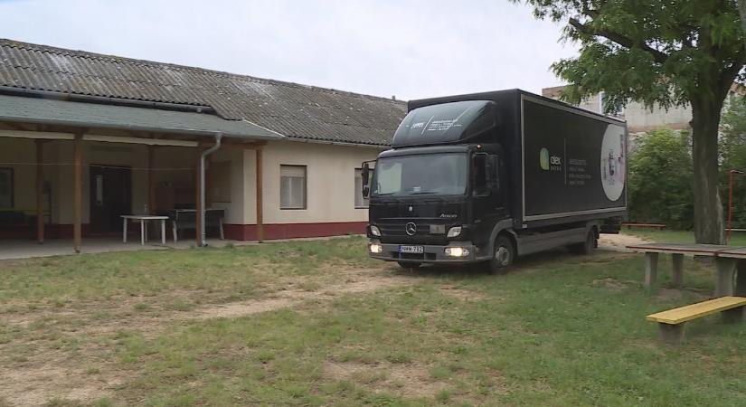 Megújul a sóstói tábor bútorzata - TelePaks