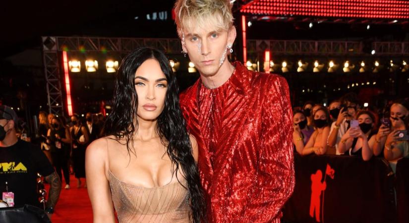 Machine Gun Kelly elárulta, hogy hívják Megan Foxszal közös kislányukat - 24.hu
