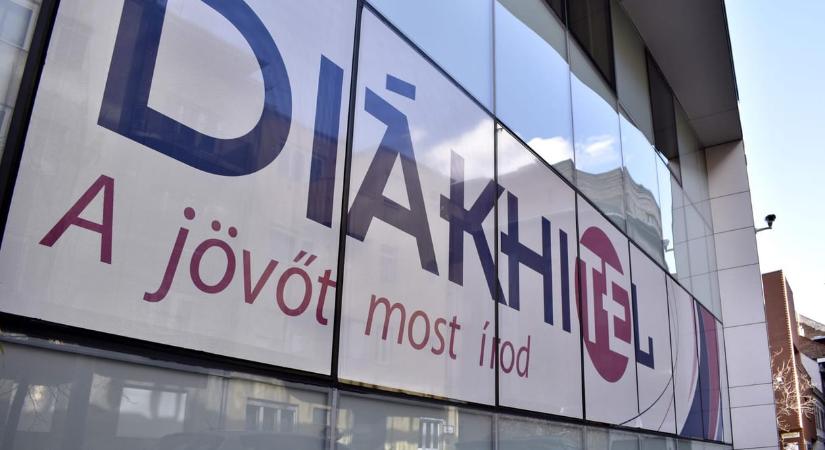 Meghosszabbítják a diákhitel kamatstopját - HVG - Gazdaság