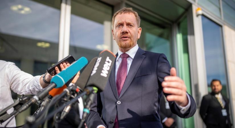 A szászországi miniszterelnök belengette a Dexitet - Körkép
