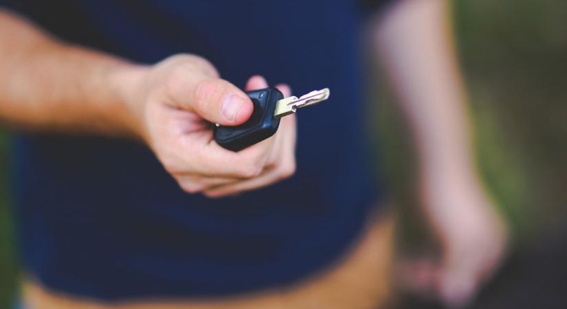 Új nyomkövető szolgáltatás segít a károsultaknak itthon a lopott autók felkutatásában - Infostart