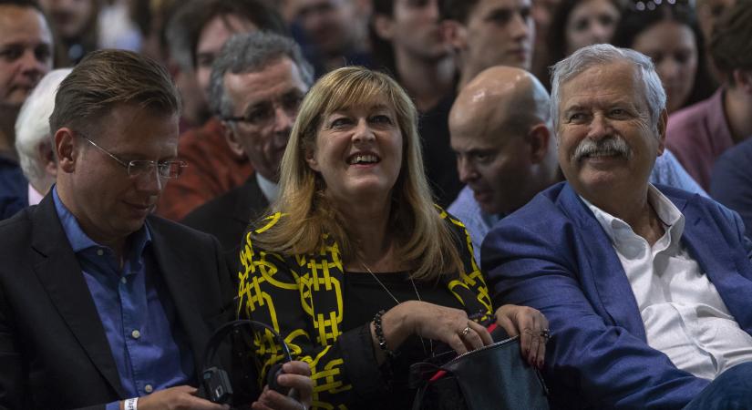 Napi dili: olvassuk Schmidt Mária mondatait a Magyar Nemzet nagyinterjújából úgy, mintha Orbánnak üzenne - 444.hu