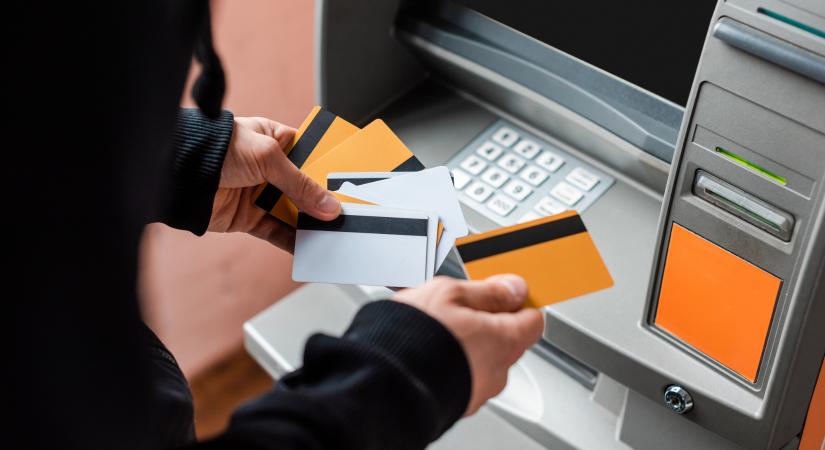 Milliárdokat vittek el a banki csalók - FinTechRadar