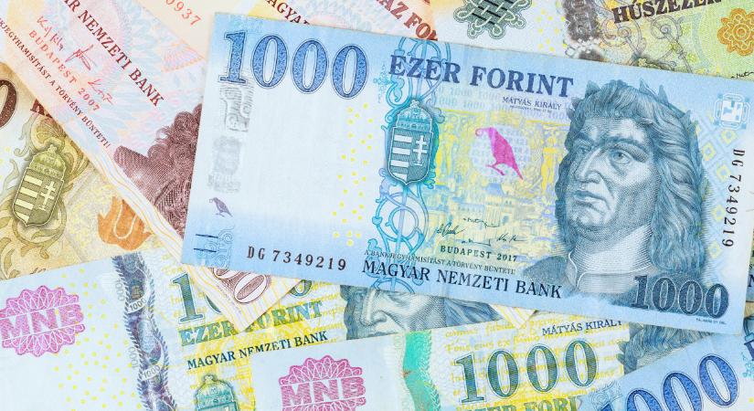 Itt a fordulat a forintárfolyamban? Elképesztő dolog készülődhet a devizapiacon - Pénzcentrum - Gazdaság