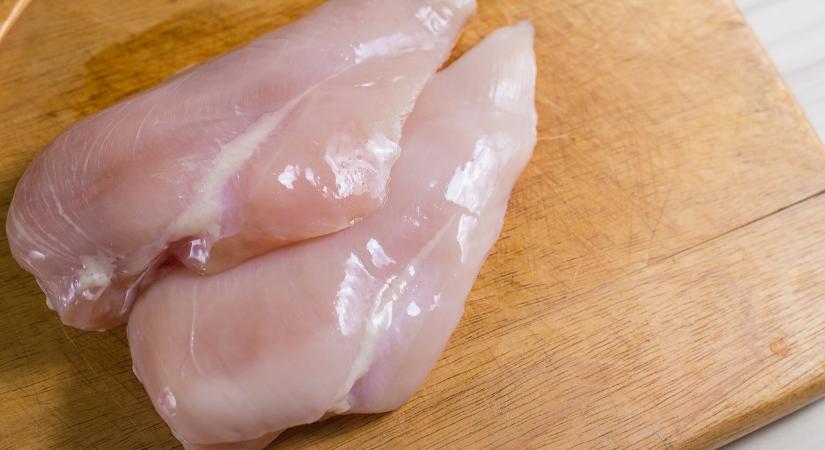 Veszélyes csirkehús miatt tettek bejelentést: riasztó hír látott napvilágot - Agrárszektor