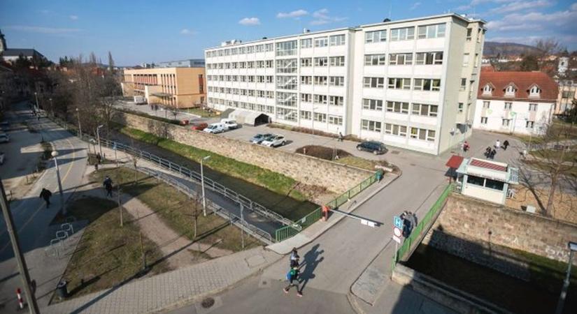 Jelentős átalakítás folyik az egri kórházban - Heol