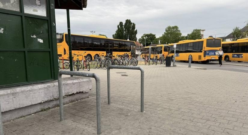 Kósa Roland rendet rak Dézsi körzetében - Ugytudjuk