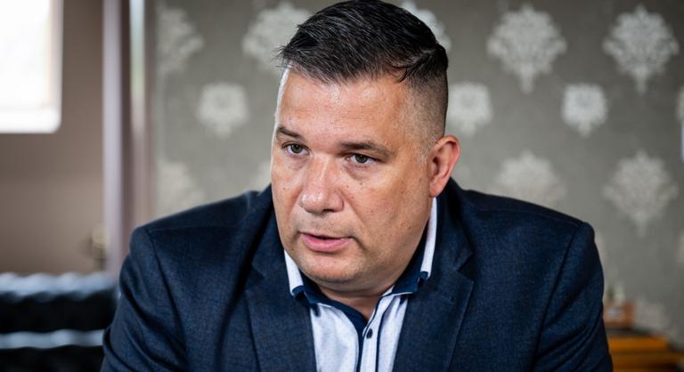 Mindenki a rejtélyes milliárdosról suttog, most újabb szállodákat vett - Index - Gazdaság