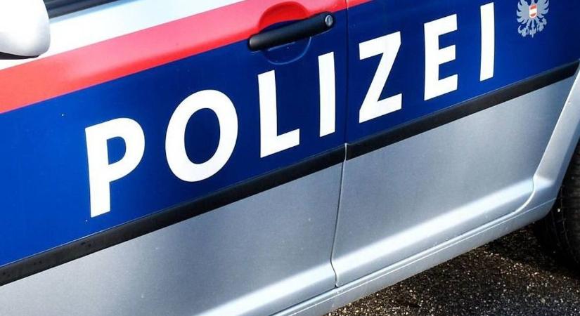 Féktelen száguldás - Rendőrök elől menekült a jogosítvány nélküli osztrák férfi - Vaol
