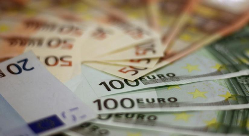 Neki már nem lesz több gondja, 100 milliárd forintot nyert a lottón egy szerencsés - Blikk - Kvíz