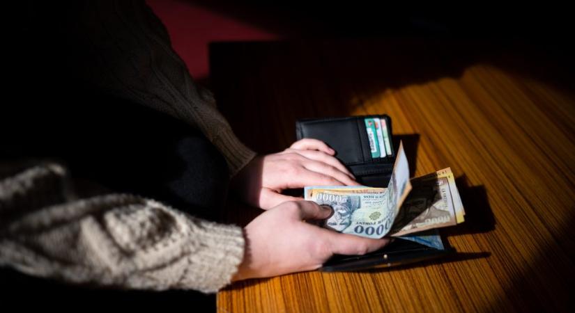 Így kerülik el sokan a tranzakciós illeték megfizetését, átutalásnál - 24.hu