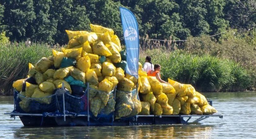 Rekordmennyiségű hulladékot gyűjtöttek össze a VI. Tisza-tavi PET Kupán - Egri Ügyek