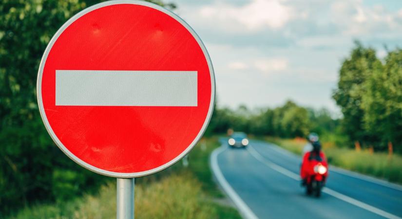 Tudsz, vagy csak szerencsésen vezetsz? Ha ezeket a KRESZ-táblákat nem ismered, baj van - Kemma