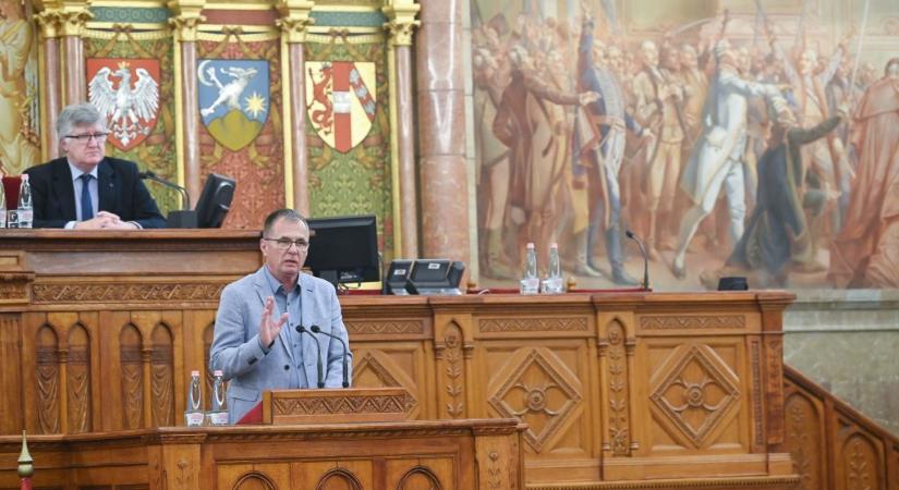 Drogügyi kormánybiztos: A kábítószerek fogyasztása nem szabadságjog - 24.hu