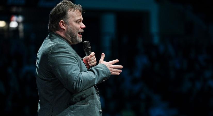 Visszavonja Aranyosi Péter Karinthy-gyűrűjét az állami média - Librarius
