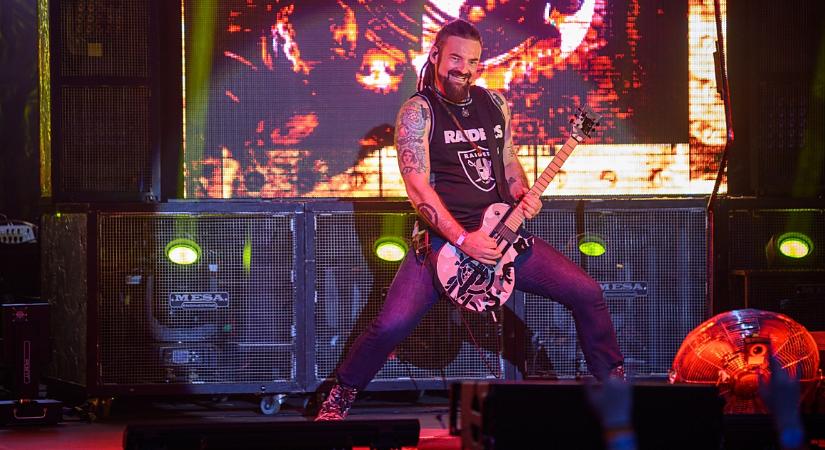 Kiderült, hol folytatja a Tankcsapdából távozott gitáros - Dehir