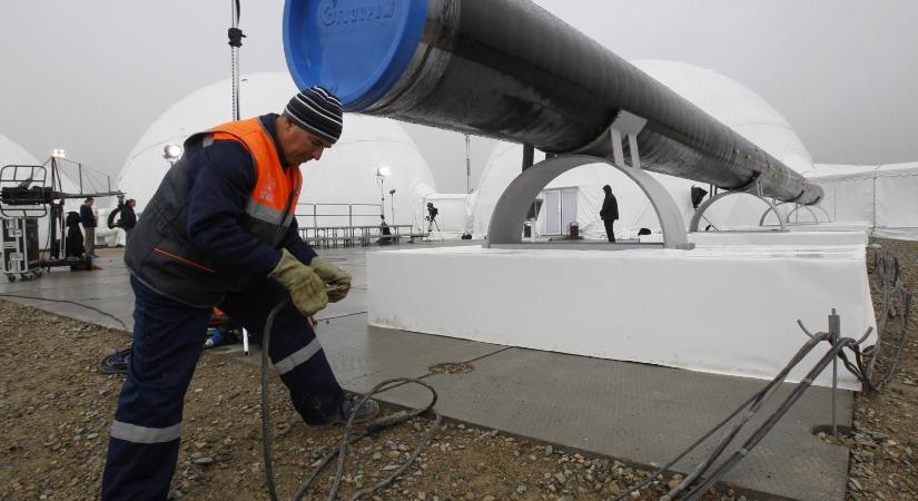 Az EU leszámol az orosz energiahordozókkal, az Orbán-kormány hangosan, de hiába tiltakozik - Népszava