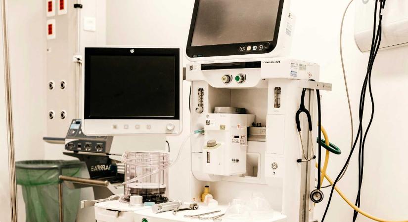Az országban elsőként Csíkszeredában digitalizálják az állapotkövetést az intenzív terápián - Maszol