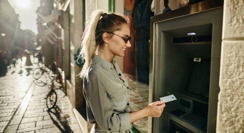 Pénzfaló bankautomaták az Adria partján: sok magyar fizet észrevétlenül brutális árat az euróért - Femina
