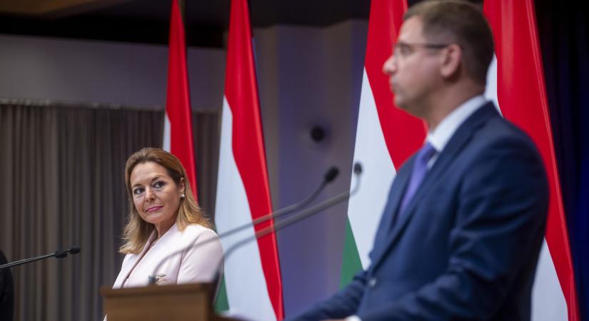 Bejelentette a kormány: meghosszabbítják a kamatstopot - Portfolio
