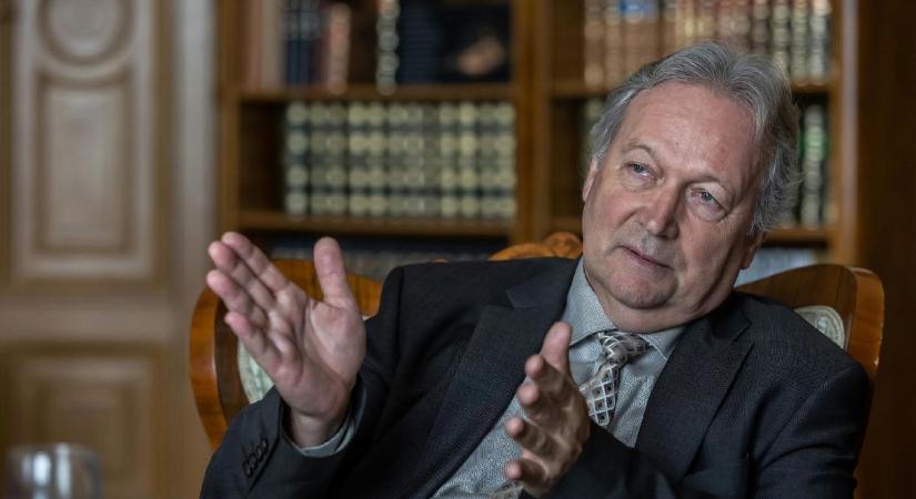 Freund Tamás nyíltan szembemegy a kormány tervivel – az MTA visszavenné kutatóintézeteit - HVG - Itthon